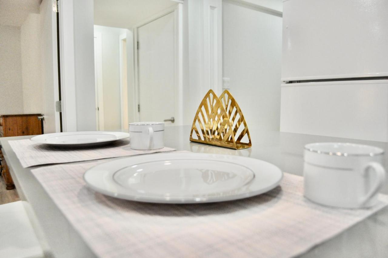 Stylish 1 Bedroom Suite In North Vancouver 10 Mins Ski Bagian luar foto