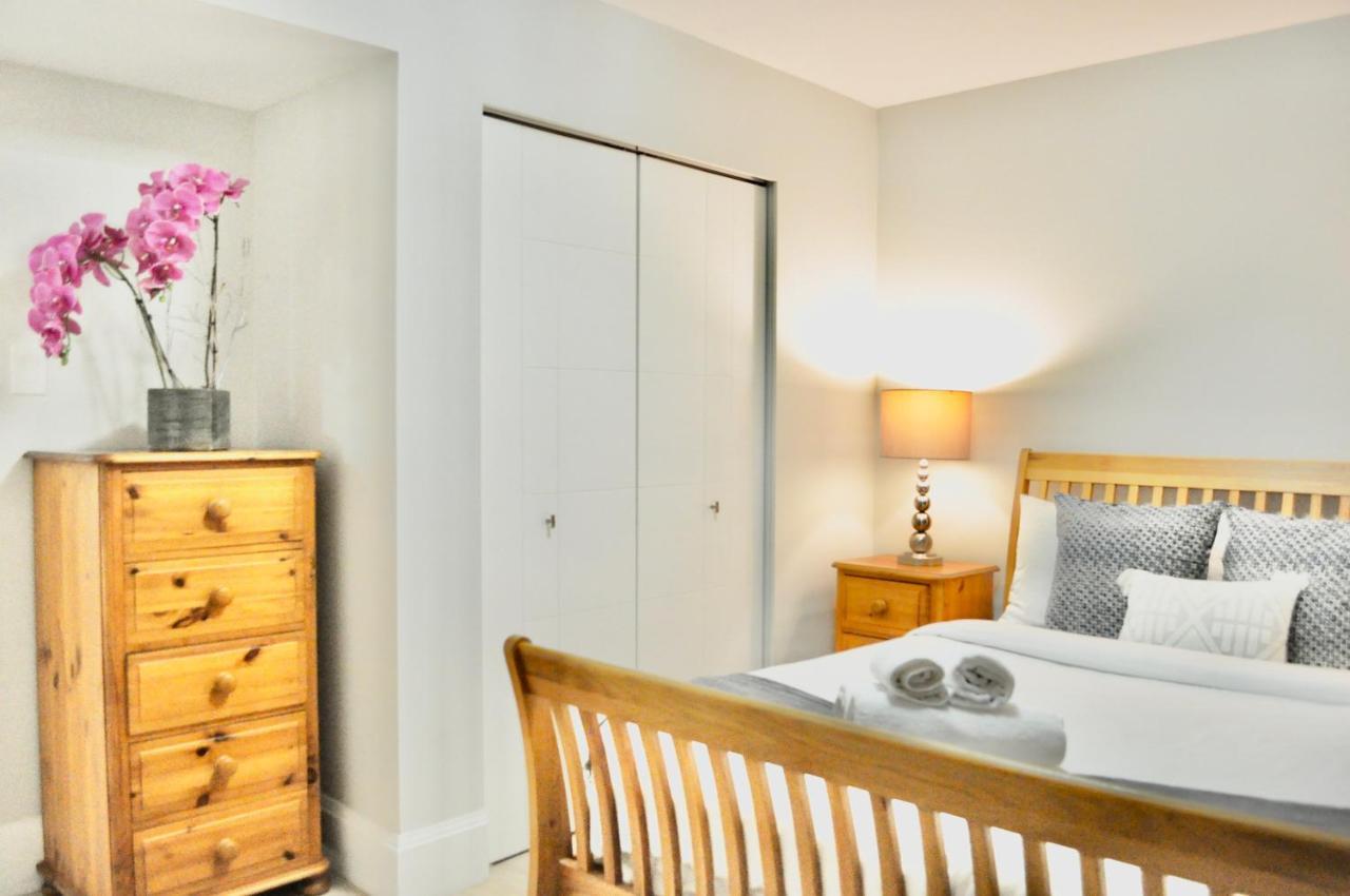Stylish 1 Bedroom Suite In North Vancouver 10 Mins Ski Bagian luar foto